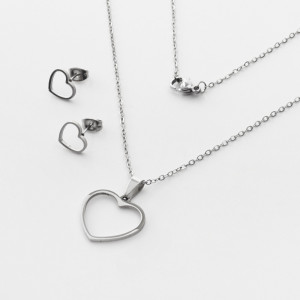 Komplet biżuterii ze stali chirurgicznej z kolczykami serce wycięte 45cm